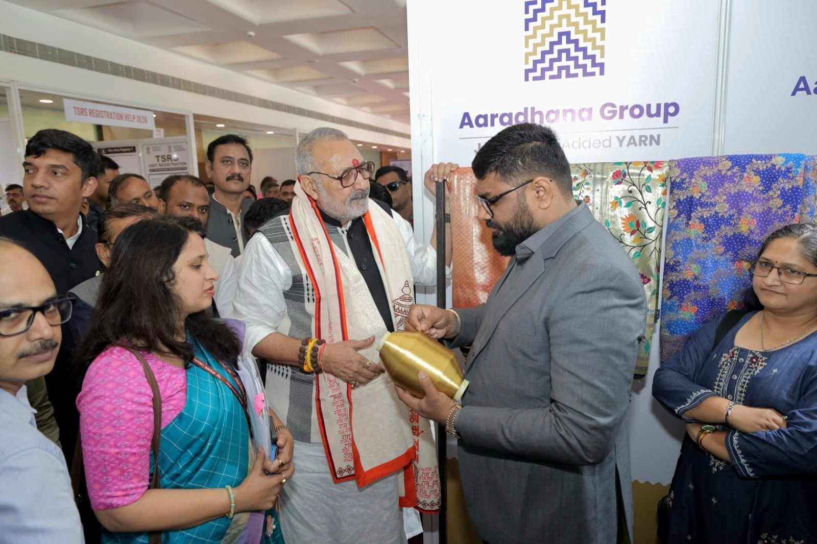 Hon'ble Union Minister Shri Giriraj Singh interacted with young trainees, startups and entrepreneurs at ITADC, Surat